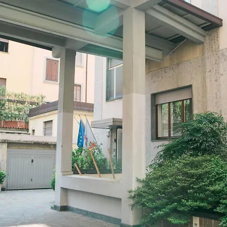 At - Milano-porta Vittoria Daire