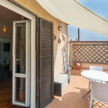 Apartamento Canonica 72 *