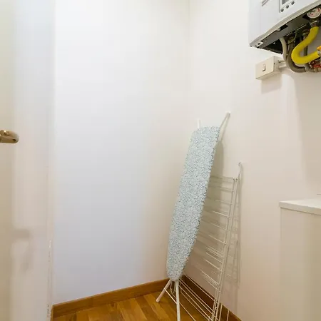 Residenza Cornaggia شقة