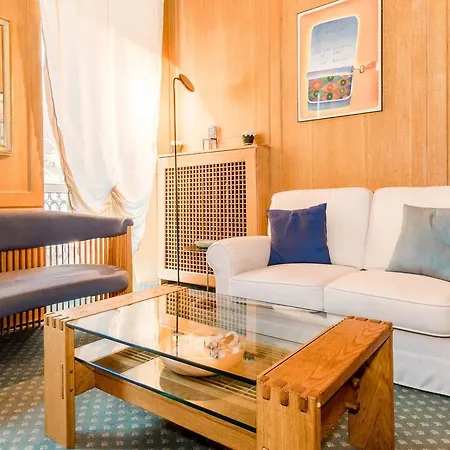 Apartamento Joivy Charming With Terrace In The Very Heart Of *
