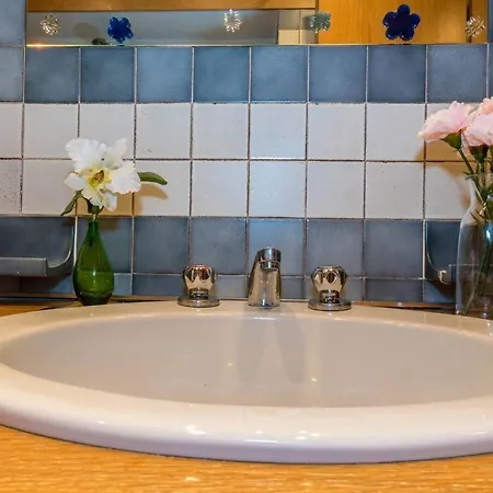 Apartamento Joivy Charming With Terrace In The Very Heart Of