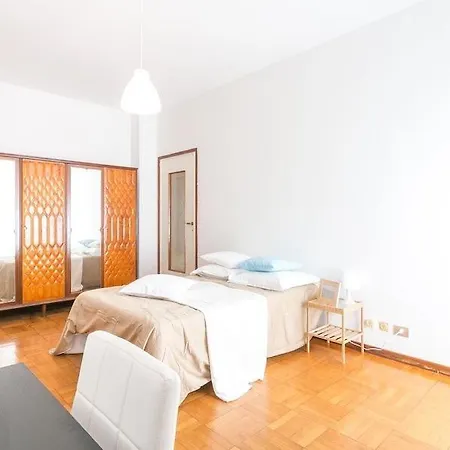 Via Antonio Kramer 13, Apartment