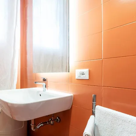 Residenza Cornaggia * ميلان