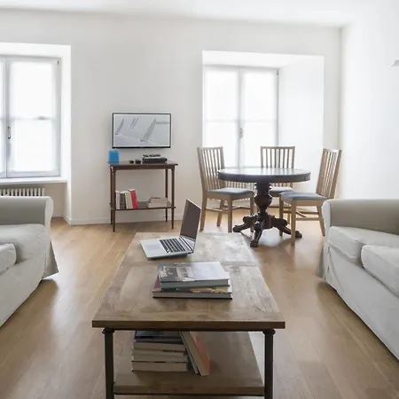 Brera In San Fermo Apartmán