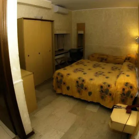 Nettuno Hotell
