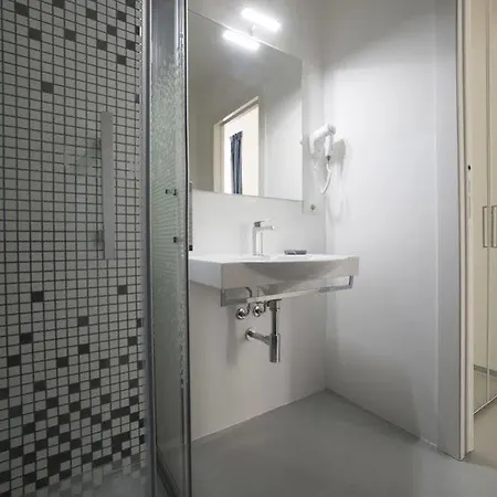 米兰b&b旅馆 酒店