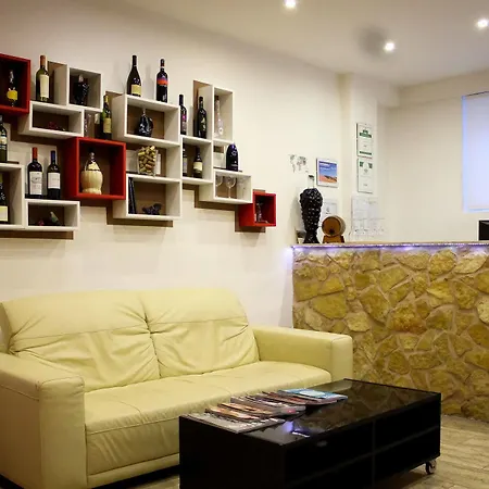 Rossovino 2* Milano