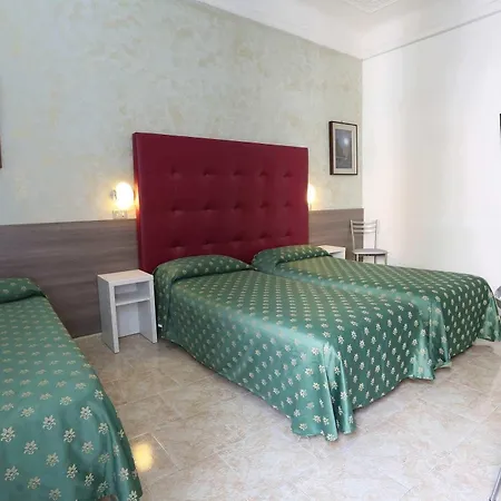 Hotel Piola