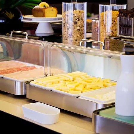 Hotel Starhotels Tourist Milano