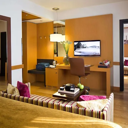Starhotels Tourist Hotel 4*