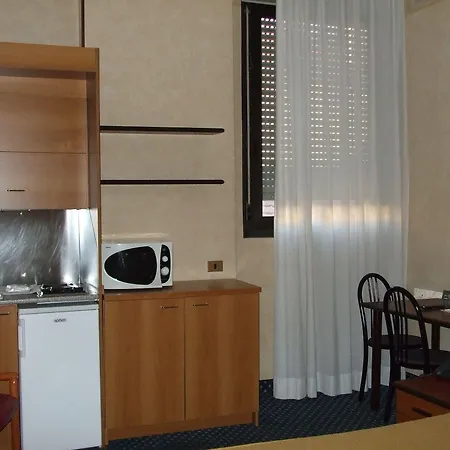 Lepontina Ξενοδοχείο με διαμερίσματα 4*