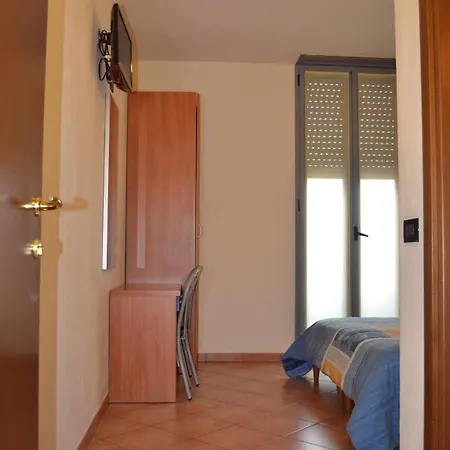 Iride Stazione Lambrate Citta Studi Hotel