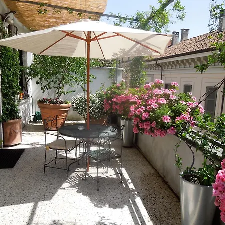 Hotell Antica Dei Mercanti 4*