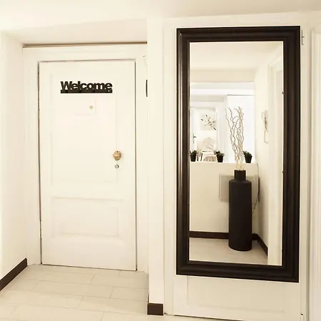 Italianway-borgospesso Apartmán *