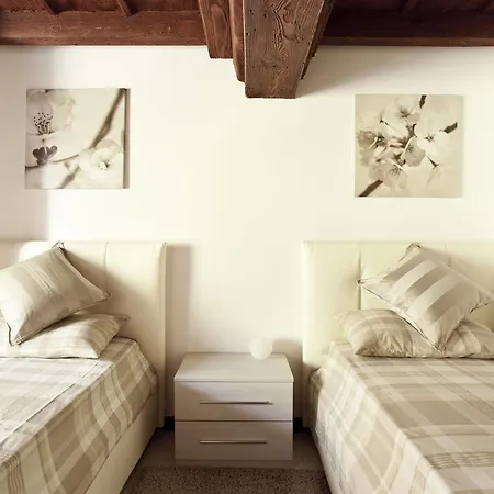 Italianway-borgospesso Apartmán *