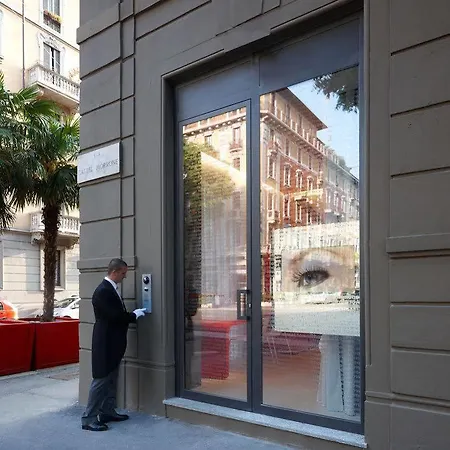 Townhouse 33 Hotel 4*