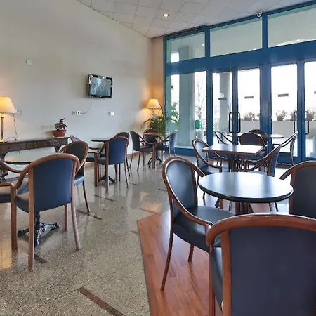 Unaway & Quark Due 4* Milaan