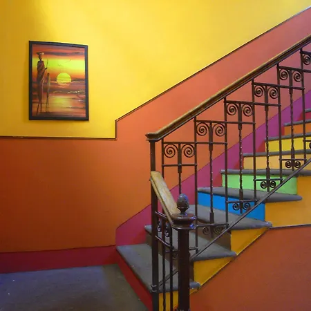 Hostel California Mediolan