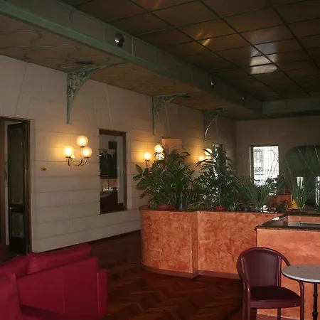 Albert Hotel Hotel 3*