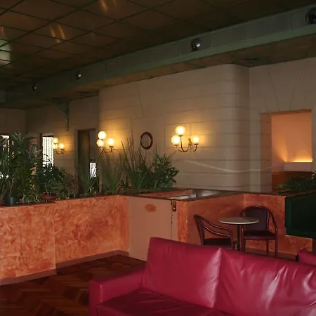 Hotel Albert Hotel
