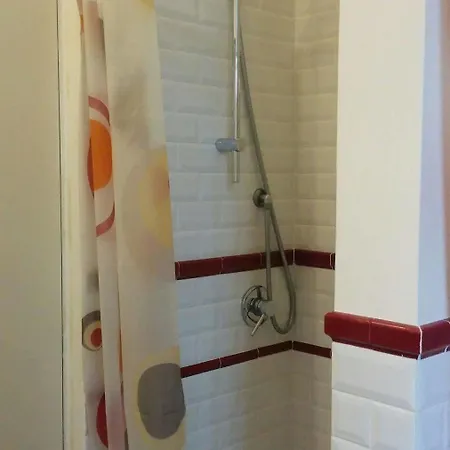 Adam's House Hostel