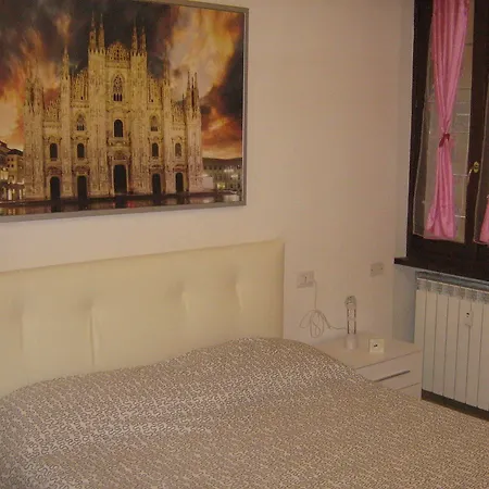 Apartment Flat In Duomo Center Milan