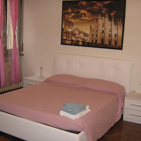 Flat In Duomo Center * Milan