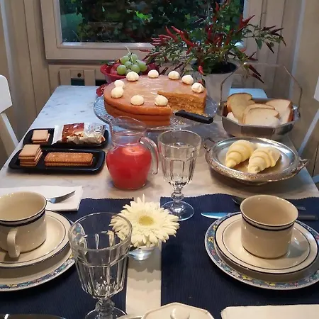 Parco Lambro Bed and breakfast 2*