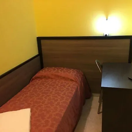 Salus Hotel