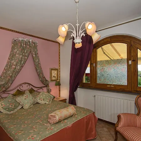 Cozy In The Center Of Milan 3*