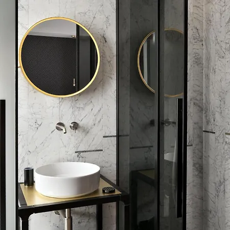 Conti Oda ve Kahvaltı Milano