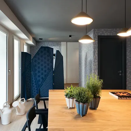 Conti Milano