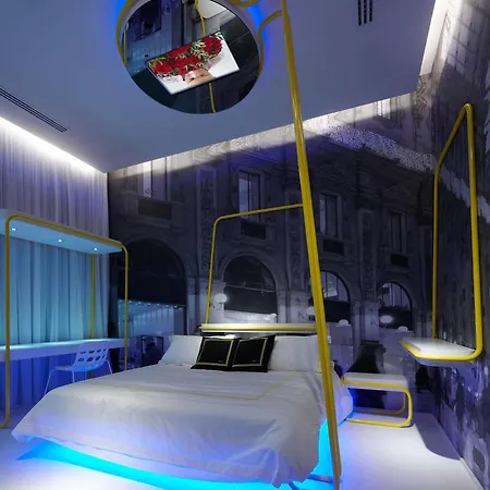 Ξενοδοχείο Th Street 4*