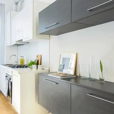 Apartment Home At Hotel Corso Xxii Marzo Milan