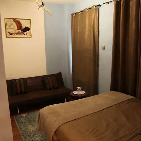 Atmos Luxe Navigli Hostel