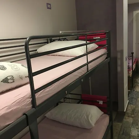 Atmos Luxe Navigli Hostel *