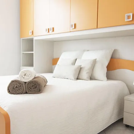 Alessia's Flat - Breno 1 2* Milan