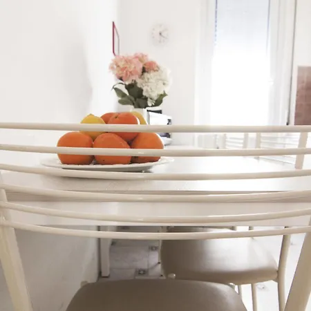 Hotel Alessia's Flat - Breno 1 2*