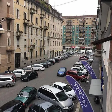 Otel Hostel Milan City 3*