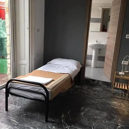 Hostel Milan City Otel 3*