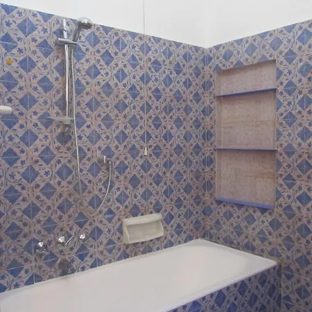 Welcome To My House 4*