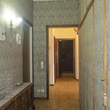 Bed & Breakfast Welcome To My House 4*