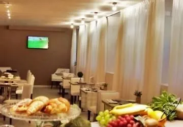 扎拉米兰酒店 酒店