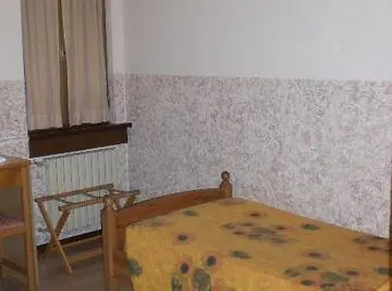 Nettuno Hotell *