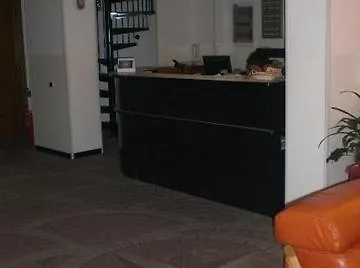 Nettuno Hotel Milaan