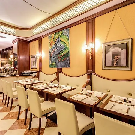 Hotel Romana