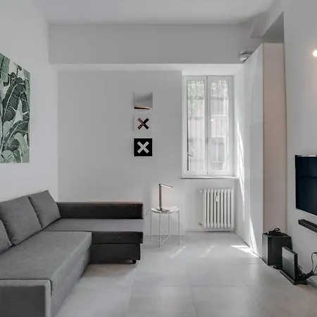 Amazing Modern Close Bocconi University Appartement