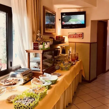 San Siro Fiera Hotell 2*
