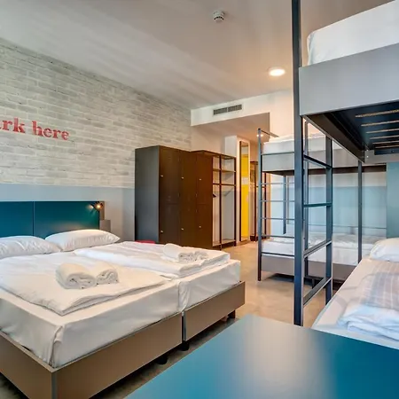 Meininger Lambrate Hostel Milaan