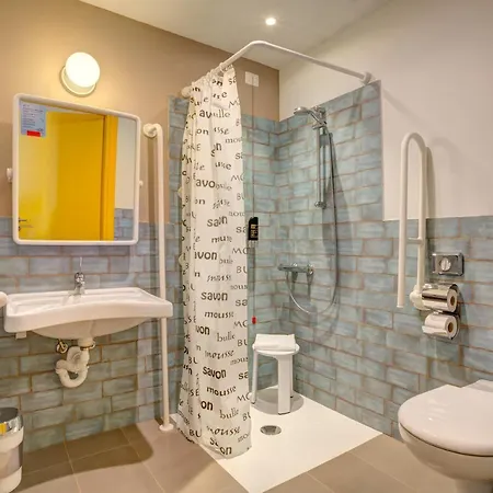 Albergue Meininger Lambrate *
